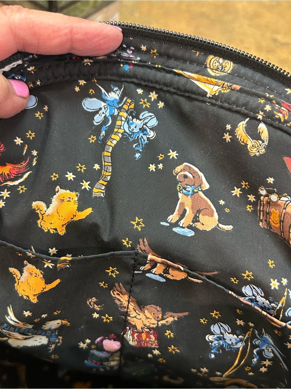 Vera Bradley Harry Potter “Friends at Hogwarts” Black Quilted Backpack - Picture 12 of 14